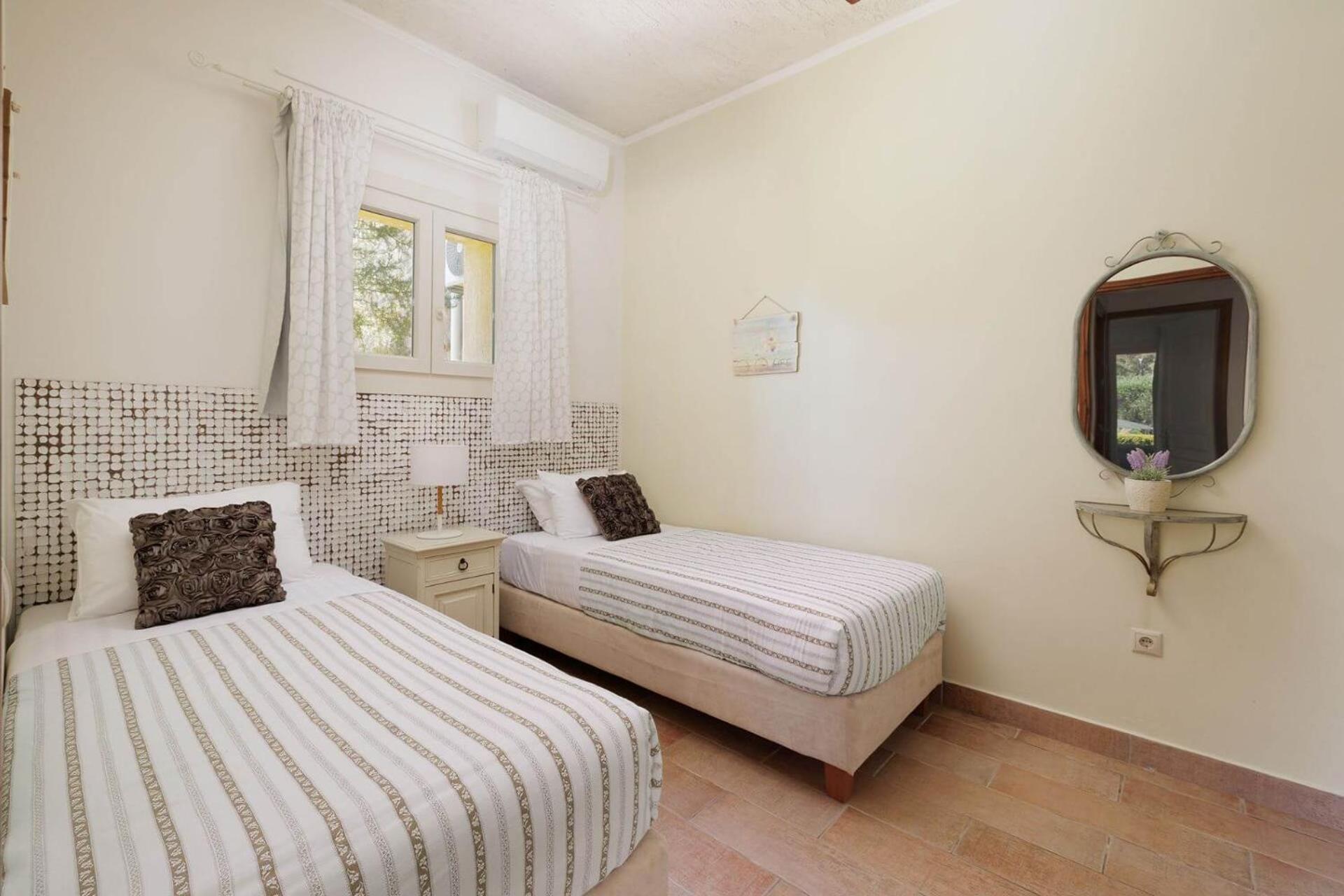 Villa St Nicholas House With Private Heated Pool Dassia  Dış mekan fotoğraf