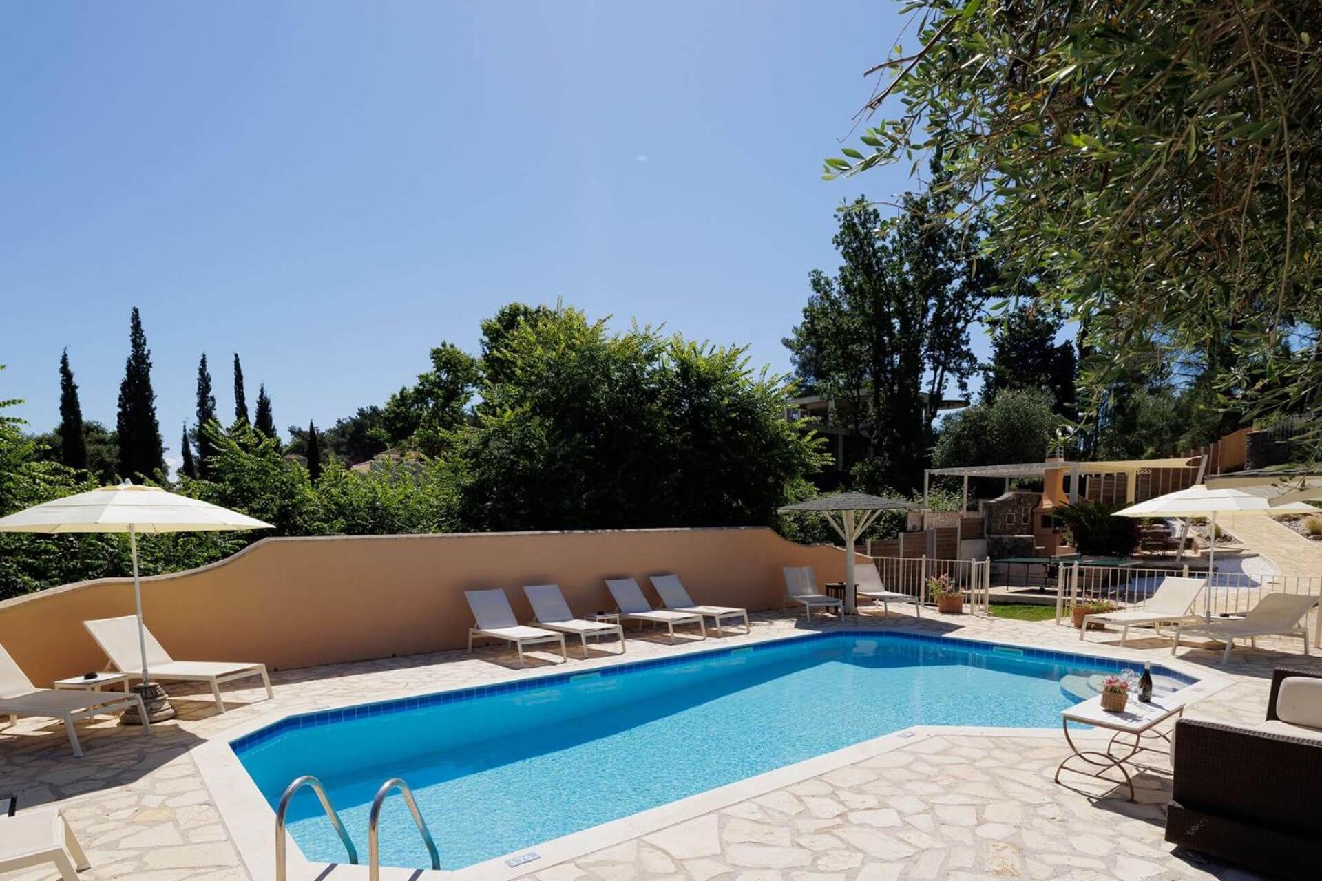 Villa St Nicholas House With Private Heated Pool Dassia  Dış mekan fotoğraf