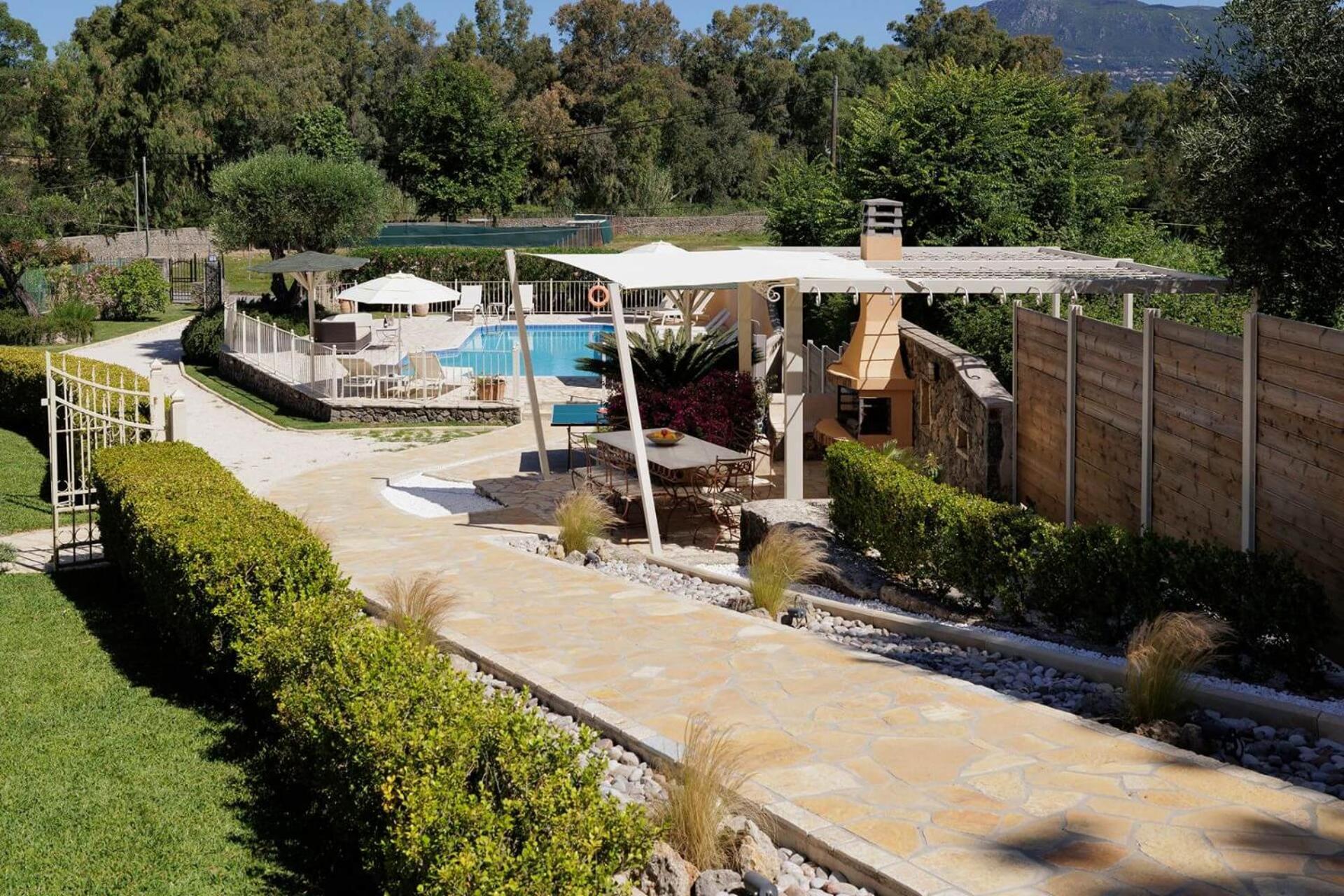 Villa St Nicholas House With Private Heated Pool Dassia  Dış mekan fotoğraf